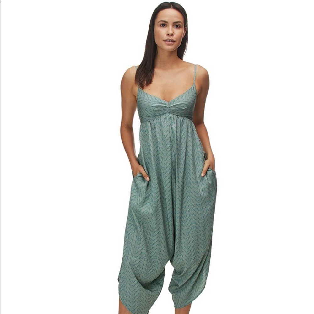 Patagonia Lost Wildflower Jumpsuit Size XS